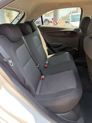 CHEVROLET-ONIX-2018
