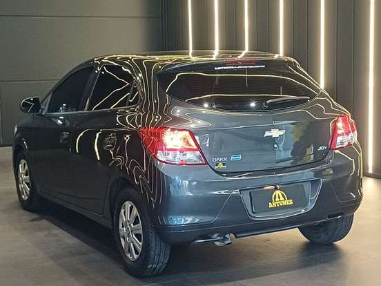 CHEVROLET-ONIX-1.0 MPFI JOY 8V FLEX 4P MANUAL CHEVROLET-ONIX-2017