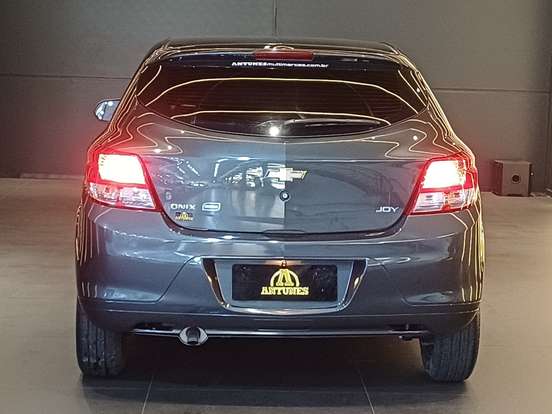 CHEVROLET-ONIX-1.0 MPFI JOY 8V FLEX 4P MANUAL CHEVROLET-ONIX-2017