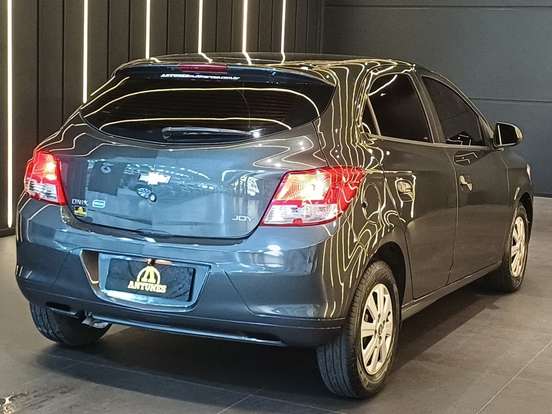 CHEVROLET-ONIX-1.0 MPFI JOY 8V FLEX 4P MANUAL CHEVROLET-ONIX-2017