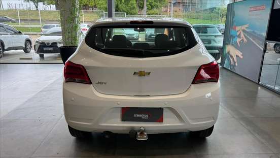 CHEVROLET-ONIX-2019