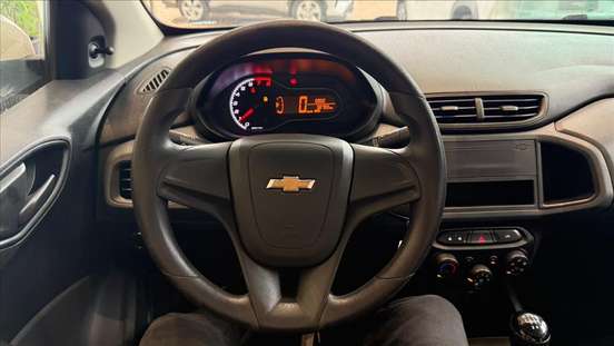 CHEVROLET-ONIX-2019