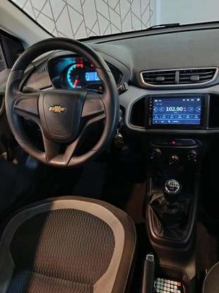 CHEVROLET-ONIX-2014