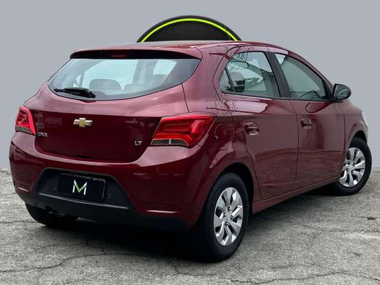 CHEVROLET-ONIX-2018