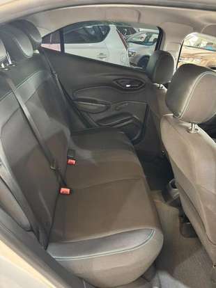 CHEVROLET-ONIX-2018