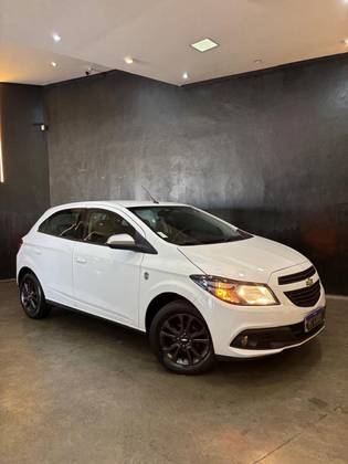 CHEVROLET ONIX 1.0 MPFI SELEÇÃO 8V FLEX 4P MANUAL
