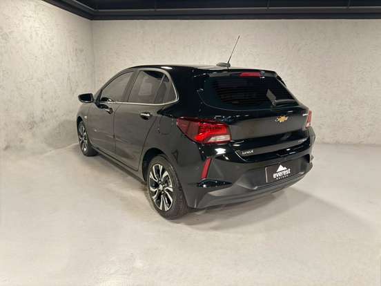 CHEVROLET-ONIX-2024