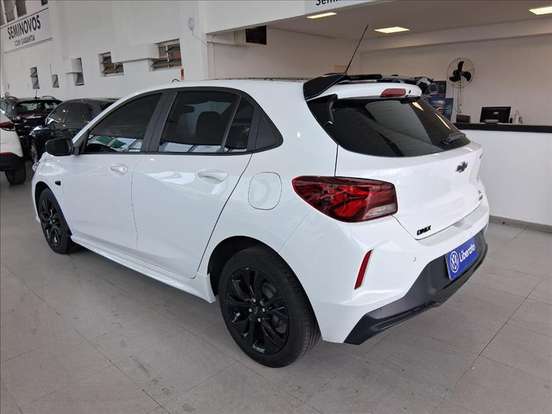CHEVROLET-ONIX-2023