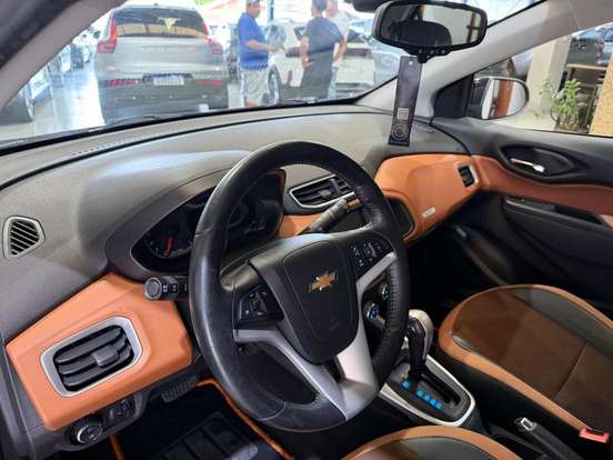 CHEVROLET-ONIX-2017