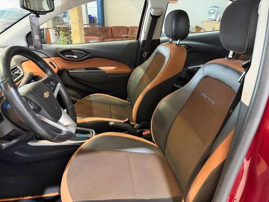CHEVROLET-ONIX-1.4 MPFI ACTIV 8V FLEX 4P AUTOMÁTICO CHEVROLET-ONIX-2017