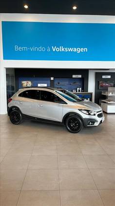 CHEVROLET ONIX 1.4 MPFI ACTIV 8V FLEX 4P AUTOMÁTICO