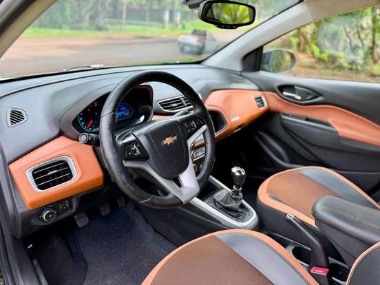 CHEVROLET-ONIX-2016