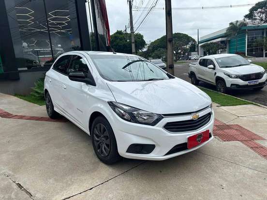 CHEVROLET-ONIX-2018