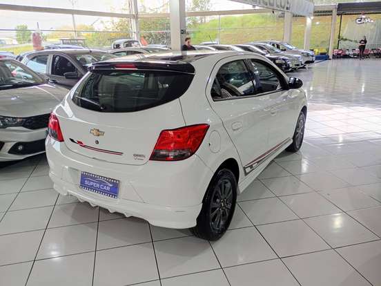 CHEVROLET-ONIX-1.4 MPFI EFFECT 8V FLEX 4P MANUAL CHEVROLET-ONIX-2015