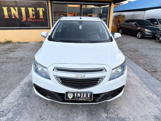 CHEVROLET-ONIX-2015