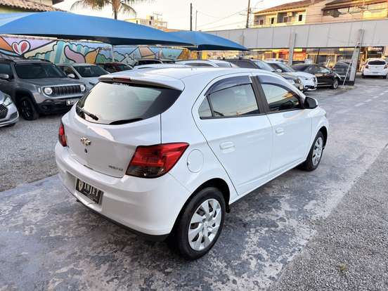 CHEVROLET-ONIX-1.4 MPFI LT 8V FLEX 4P MANUAL CHEVROLET-ONIX-2015