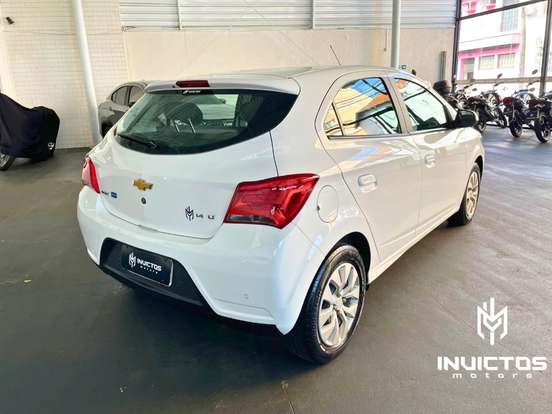 CHEVROLET-ONIX-1.4 MPFI LT 8V FLEX 4P MANUAL CHEVROLET-ONIX-2017