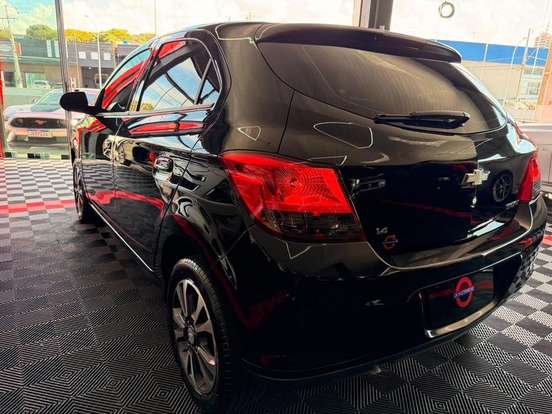 CHEVROLET-ONIX-1.4 MPFI LT 8V FLEX 4P MANUAL CHEVROLET-ONIX-2012