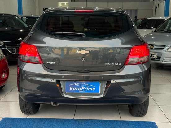 CHEVROLET-ONIX-1.4 MPFI LTZ 8V FLEX 4P AUTOMÁTICO CHEVROLET-ONIX-2016
