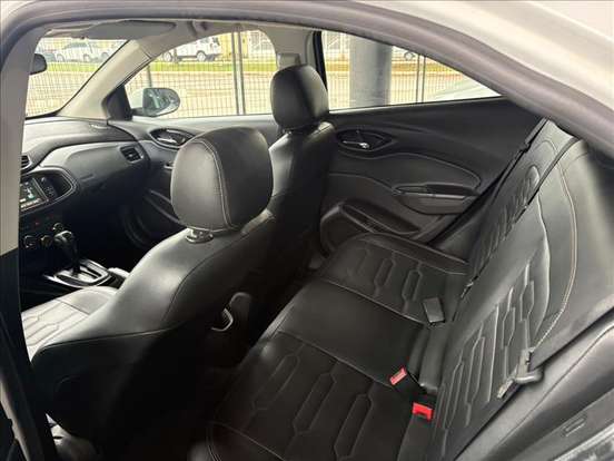 CHEVROLET-ONIX-2018