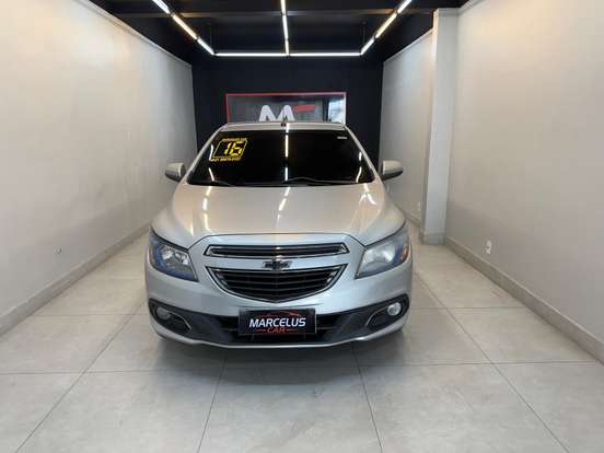 CHEVROLET-ONIX-2015