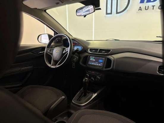 CHEVROLET-ONIX-2014