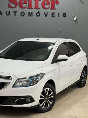 CHEVROLET-ONIX-2014