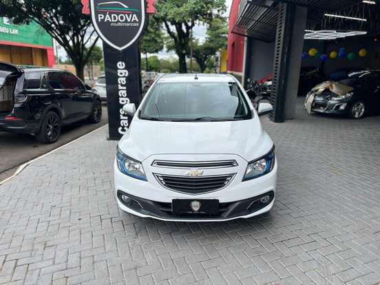 CHEVROLET-ONIX-2015