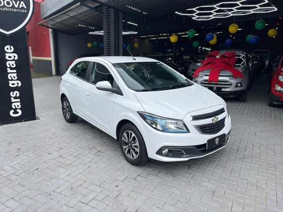 CHEVROLET-ONIX-2015