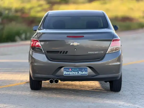 CHEVROLET-PRISMA-2015