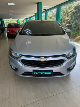 CHEVROLET-PRISMA-2018