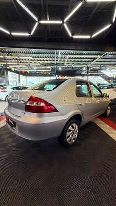 CHEVROLET-PRISMA-2011