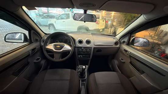CHEVROLET-PRISMA-2011