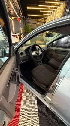 CHEVROLET-PRISMA-2011