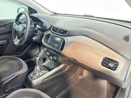 CHEVROLET-PRISMA-2016