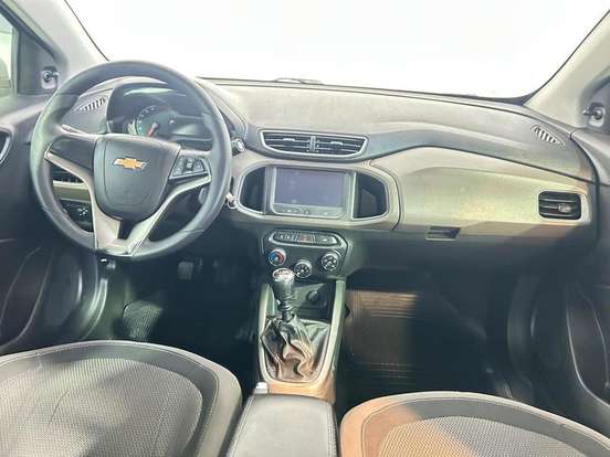 CHEVROLET-PRISMA-2016