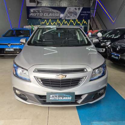 CHEVROLET-PRISMA-2015