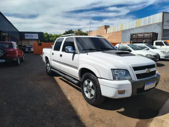 CHEVROLET S10 2.4 MPFI ADVANTAGE 4X2 CS 8V FLEX 2P MANUAL