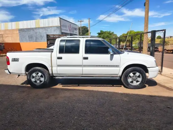 CHEVROLET-S10-2.4 MPFI ADVANTAGE 4X2 CS 8V FLEX 2P MANUAL CHEVROLET-S10-2009