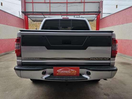 CHEVROLET-S10-2.4 MPFI RODEIO 4X2 CD 8V FLEX 4P MANUAL CHEVROLET-S10-2011