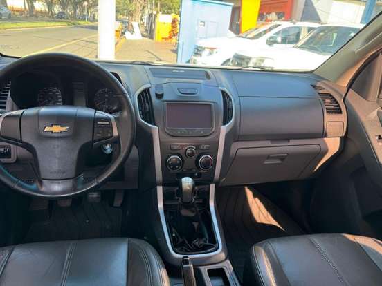 CHEVROLET-S10-2.5 FREERIDE 4X2 CD 16V FLEX 4P MANUAL CHEVROLET-S10-2015