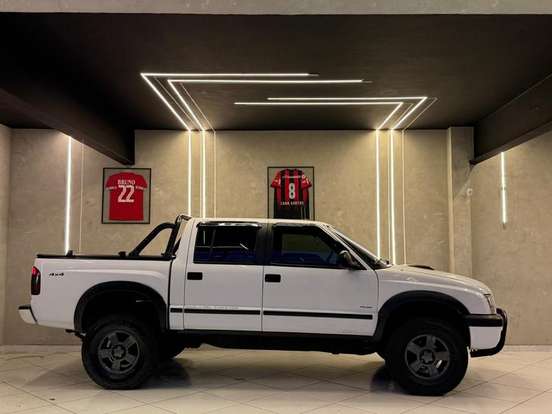 CHEVROLET-S10-2.8 COLINA 4X4 CD 12V TURBO ELECTRONIC INTERCOOLER DIESEL 4P MANUAL CHEVROLET-S10-2008