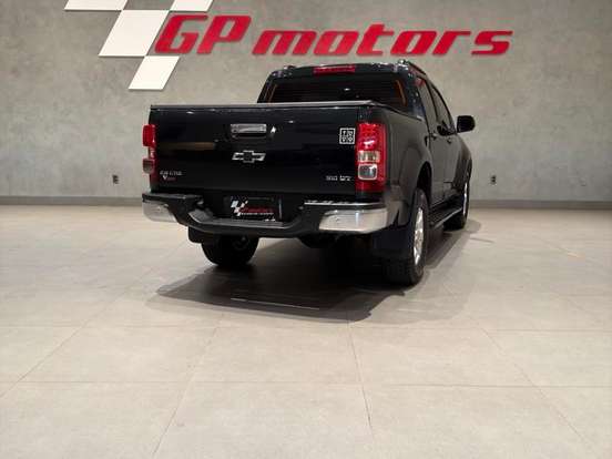 CHEVROLET-S10-2.8 LTZ 4X2 CD 16V TURBO DIESEL 4P AUTOMÁTICO CHEVROLET-S10-2014