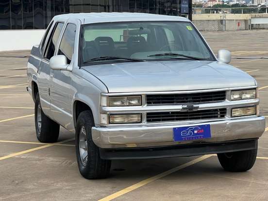CHEVROLET-SILVERADO-2001