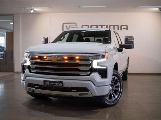 CHEVROLET-SILVERADO-5.3 V8 GASOLINA 1500 HIGH COUNTRY 4X4 AUTOMÁTICO CHEVROLET-SILVERADO-2025
