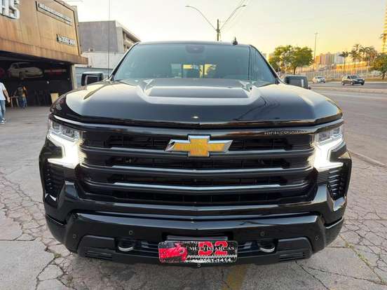 CHEVROLET-SILVERADO-2025
