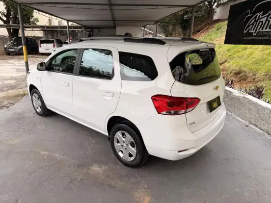 CHEVROLET-SPIN-2023