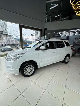 CHEVROLET-SPIN-2014