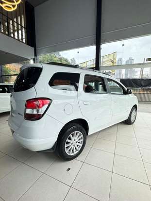 CHEVROLET-SPIN-2014