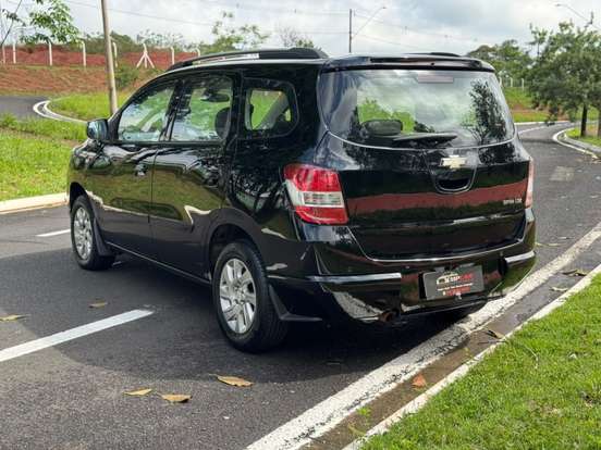 CHEVROLET-SPIN-1.8 LTZ 8V FLEX 4P AUTOMÁTICO CHEVROLET-SPIN-2014